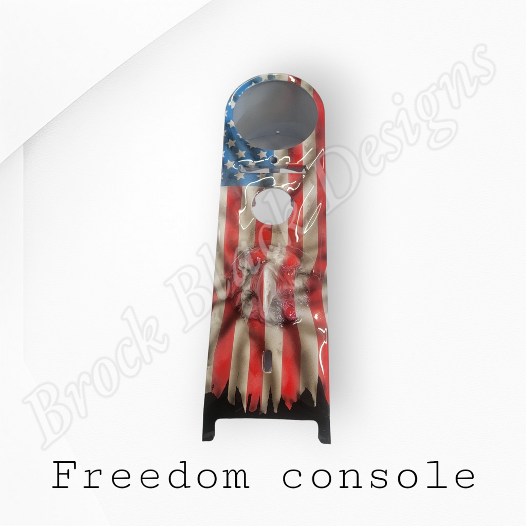 3D Freedom themed Road King console – Brock Black Designs