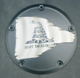 Don't tread on me flag on Harley derby cover