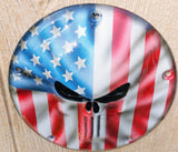 Punisher streckt sich durch die vollfarbige Flagge des Harley-Derby-Cover