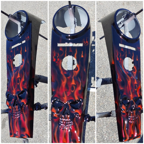 Harley Davidson Softail-Konsole mit 3D-Motiv „Flammender Totenkopf“